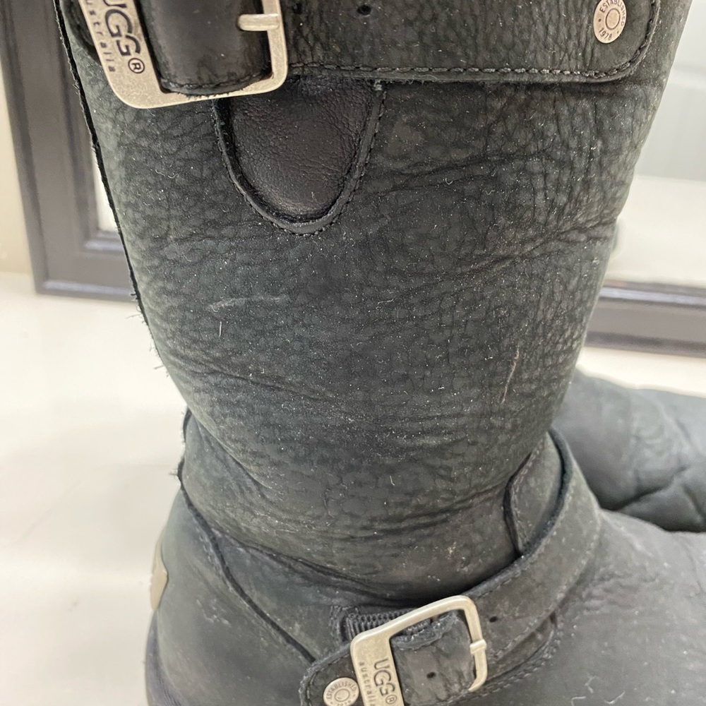 UGG Kensington black leather side buckles size 7 - Picture 5 of 8